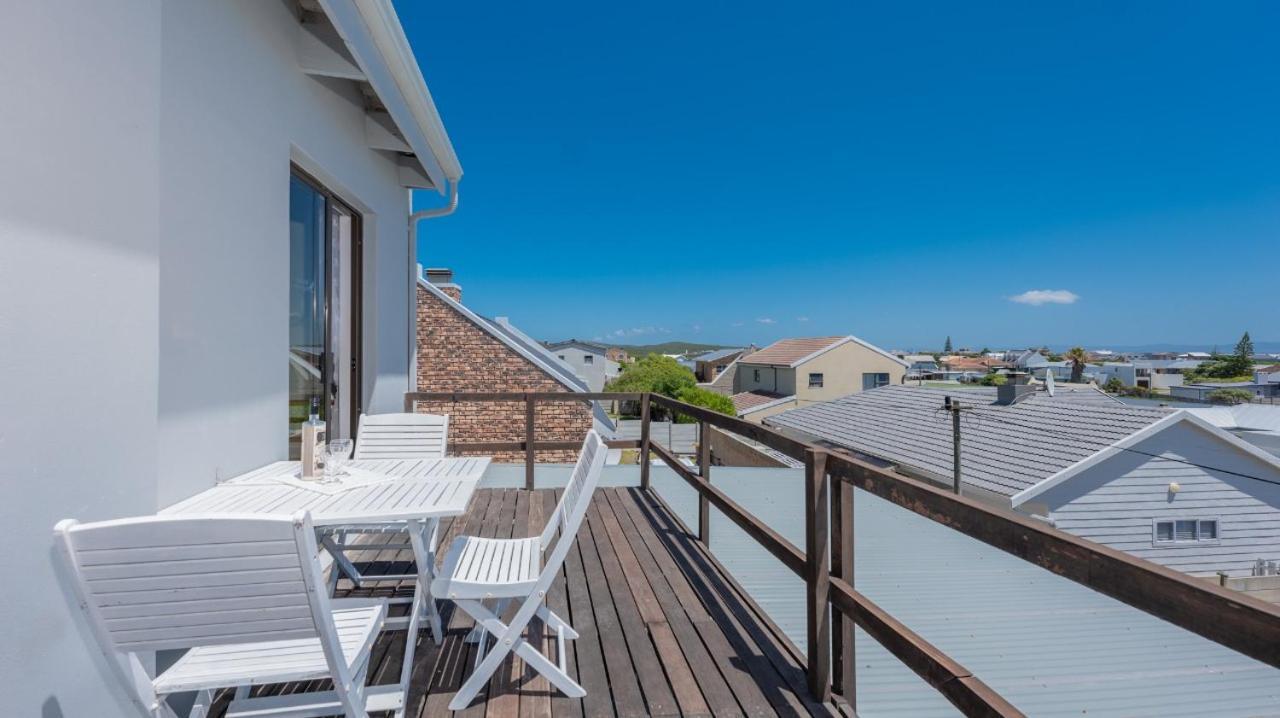 Apartamento Suikerbekkie Struisbaai Exterior foto