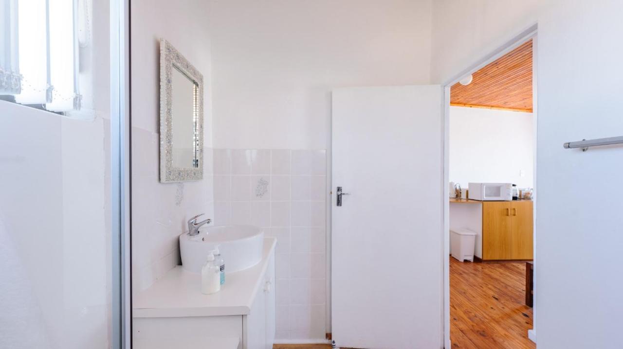 Apartamento Suikerbekkie Struisbaai Exterior foto